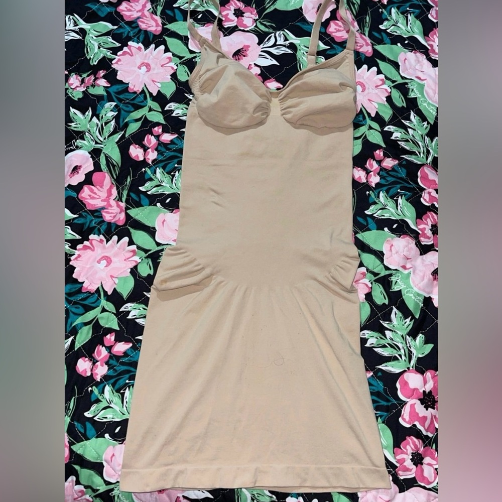 Skims Shapewear